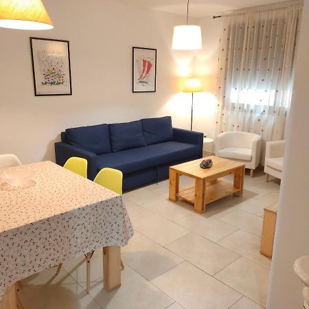 Apartamento En El Centro レウス エクステリア 写真