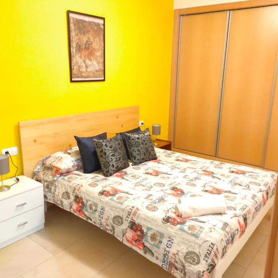 Apartamento En El Centro レウス エクステリア 写真